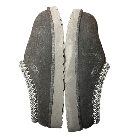 SOLD UGG Tasman Clog Black Suede Fuzzy Inside - Picture 6 of 13